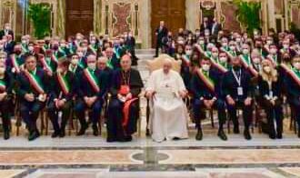 I sindaci Anci ricevuti da Papa Francesco: “Sono anche io un sindaco…”