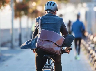 Bike to work: dalla Regione Campania 50 mila euro per incoraggiare l’uso della bici per andare al lavoro